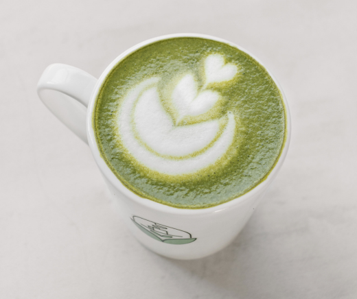 ¿Qué contiene más cafeína, el café o el té matcha?