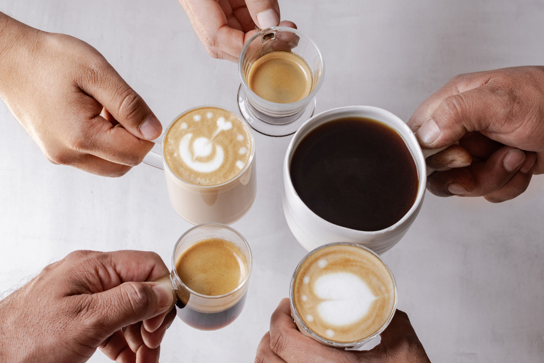 10 bebidas de café esenciales para su cafetería o restaurante