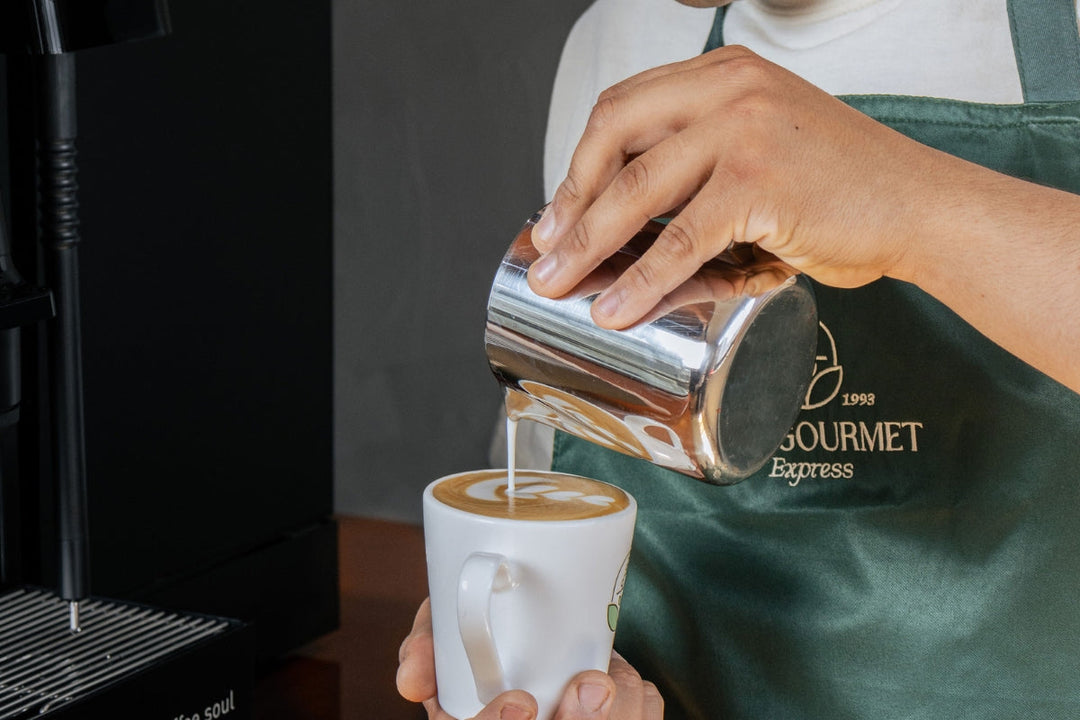 Diferencia entre leche barista y leche regular