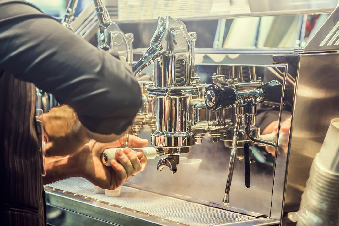 Póliza de mantenimiento: una inversión inteligente al rentar cafeteras