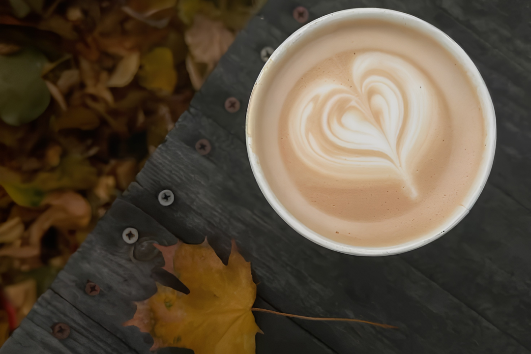 Ideas para incluir bebidas de otoño en tu cafetería